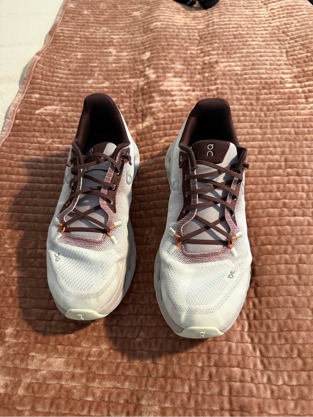 On Women's Cloudnova Athletic Shoe - White with Burgundy Accents